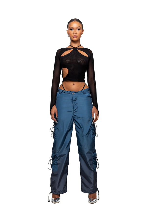 SIX CROPPED TOP - BLACK